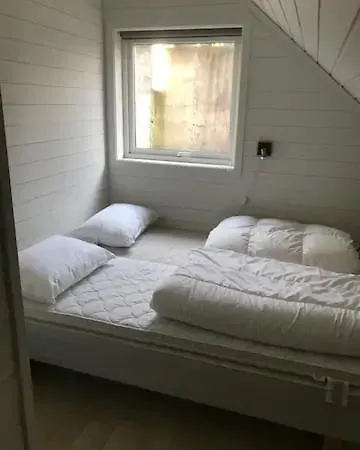 Flekkeroy Sjoboder 4 Soverom 8 Senger Holiday home Kjere