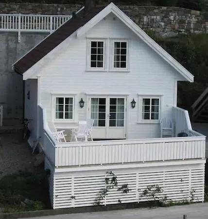 Flekkeroy Sjoboder 4 Soverom 8 Senger Kjere