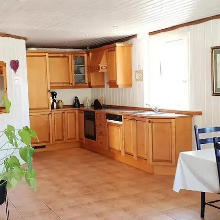 Flekkeroy Sjoboder 4 Soverom 8 Senger