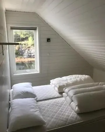 Vakantiehuis Flekkeroy Sjoboder 4 Soverom 8 Senger Kjere