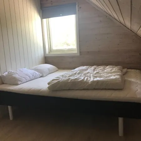 Flekkeroy Sjoboder 4 Soverom 8 Senger