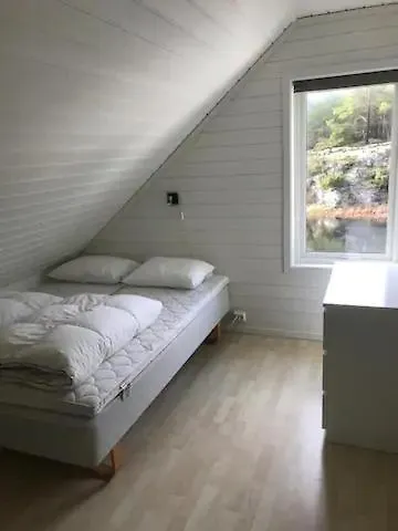 Flekkeroy Sjoboder 4 Soverom 8 Senger * Kjere