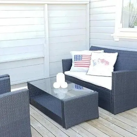 Holiday home Flekkeroy Sjoboder 4 Soverom 8 Senger