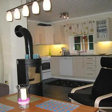 Holiday home Flekkeroy Sjoboder 4 Soverom 8 Senger