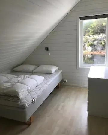 Flekkeroy Sjoboder 4 Soverom 8 Senger * Kjere